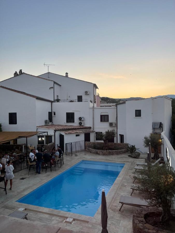 Hotel Restaurant La Caravelle Sari-Solenzara Εξωτερικό φωτογραφία